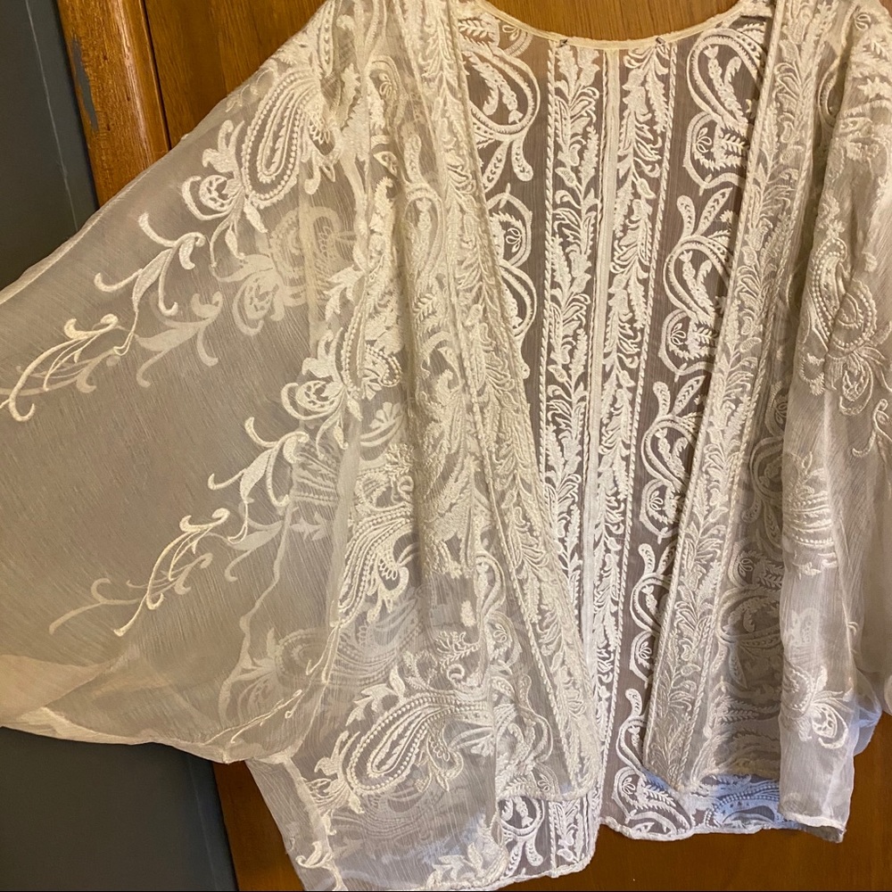 Anthropologie Lace Kimono